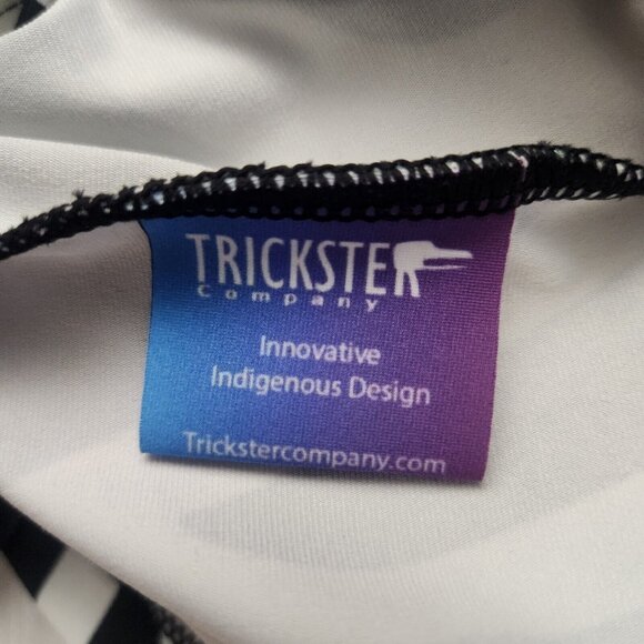 Native Indigenous Three Ravens Design Activewear Crop Cropped Top 42" Bust - Picture 5 of 6